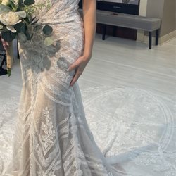 Maiden Voyage Bridal - Loved the lace