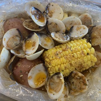 H Crab - 1 lb of clams - Cajun/Creole Near Me - Flushing, New York