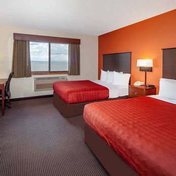 American Inn - Guest room - Hotels Near Me - Ashland, Wisconsin American Inn - Guest room - Hotels Near Me - Ashland, Wisconsin