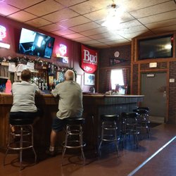 Laddy's Bar & Grill - Bar