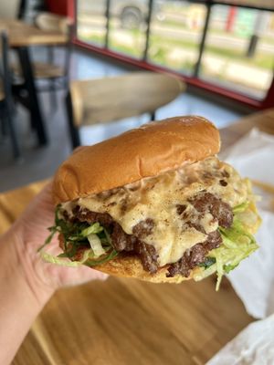 Buddy's Burger by null