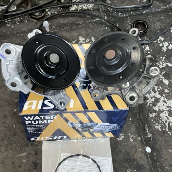 Purrfect Auto Service - New water pump compared to old (proof) - Auto Repair Near Me - Glendora, California Purrfect Auto Service - New water pump compared to old (proof) - Auto Repair Near Me - Glendora, California