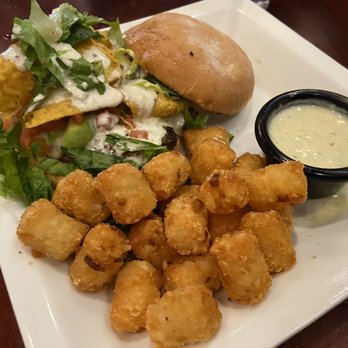 Tap House Grill - Cali Cool Ranch burger - New American Near Me - Oswego, Illinois Tap House Grill - Cali Cool Ranch burger - New American Near Me - Oswego, Illinois
