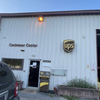 UPS Customer Center - Shipping Centers Near Me - Fort Walton Beach, Florida UPS Customer Center - Shipping Centers Near Me - Fort Walton Beach, Florida