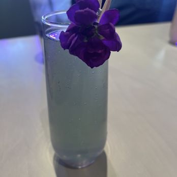 Bodega - Lavender mimosa - Cocktail Bars Near Me - Glendale, Arizona
