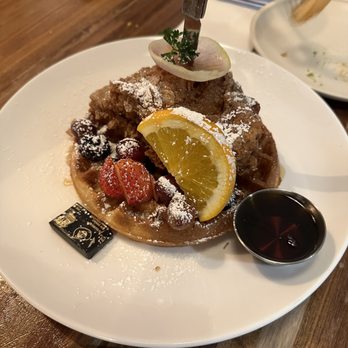 Lapisara Eatery - Chicken Waffle - Breakfast & Brunch Near Me - San Francisco, California Lapisara Eatery - Chicken Waffle - Breakfast & Brunch Near Me - San Francisco, California