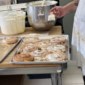 Papi’s Ohana - Fresh, delicious cinnamon rolls! - Pizza Near Me - Lahaina, Hawaii Papi’s Ohana - Fresh, delicious cinnamon rolls! - Pizza Near Me - Lahaina, Hawaii