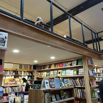 Visible Voice Books - Bookstores Near Me - Cleveland, Ohio