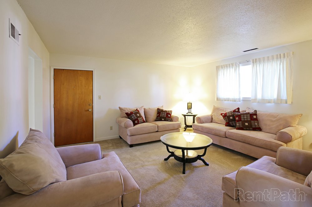 SCOTSDALE APARTMENTS 17 Photos 210 6th St A4, Coralville, Iowa