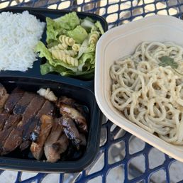Char siu pork and garlic noodles Char siu pork and garlic noodles