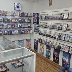 Rare N Classic Video Games - Inside