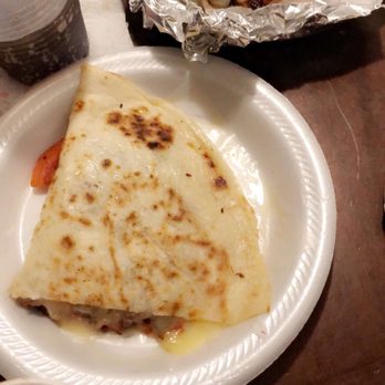 LALONCHERA - Quesadilla Campechana and Charro Beans - Food Trucks Near Me - San Antonio, Texas