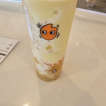 CoCo Bubble Tea - Mango Pomelo Sago Smoothie - Bubble Tea Near Me - Milpitas, California CoCo Bubble Tea - Mango Pomelo Sago Smoothie - Bubble Tea Near Me - Milpitas, California