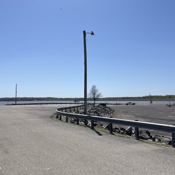 West Access Marina - Carlyle Lake - Marinas Near Me - Carlyle, Illinois West Access Marina - Carlyle Lake - Marinas Near Me - Carlyle, Illinois