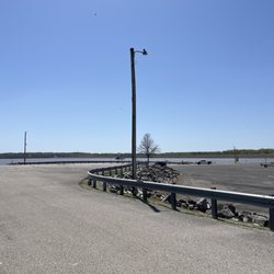 West Access Marina - Carlyle Lake