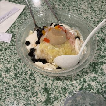 Build Your Own Ramen - Shave ice dessert - Ramen Near Me - Aiea, Hawaii