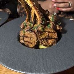 HALF RACK LAMB CHOPS