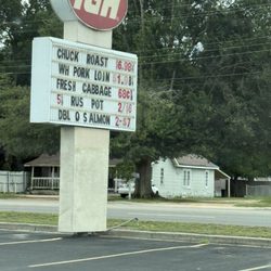 Iga Food Center - Sign showing week's special