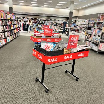 Books-A-Million - Bookstores Near Me - Pensacola, Florida