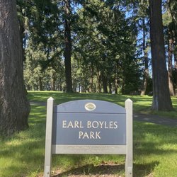 Earl Boyles Park - Sign at south entry