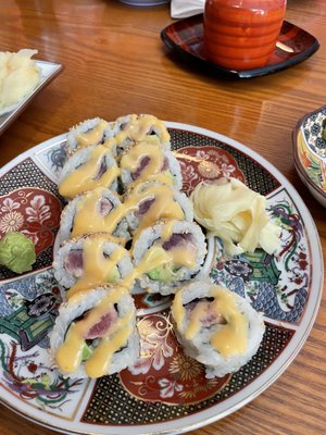 Gold Taste Sushi and Japanese Restaurant by null