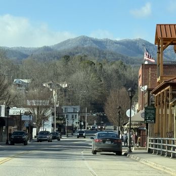 Pasqualino's Italian Restaurant - Bryson city downtown. - Italian Near Me - Bryson City, North Carolina Pasqualino's Italian Restaurant - Bryson city downtown. - Italian Near Me - Bryson City, North Carolina