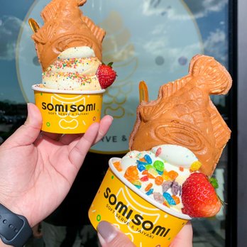 Somisomi - upside down ahboongs with mango & honeydew swirl & taro filling and different toppings | 8/21/2021 - Desserts Near Me - Frisco, Texas Somisomi - upside down ahboongs with mango & honeydew swirl & taro filling and different toppings | 8/21/2021 - Desserts Near Me - Frisco, Texas