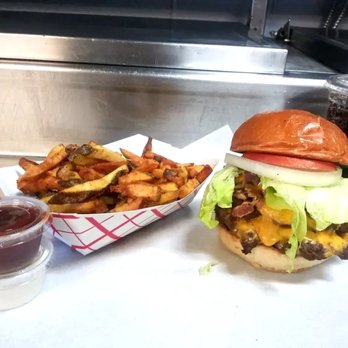 The Royal Tavern - Cheeseburger Burger and Seasoned Fries - Sports Bars Near Me - Eugene, Oregon