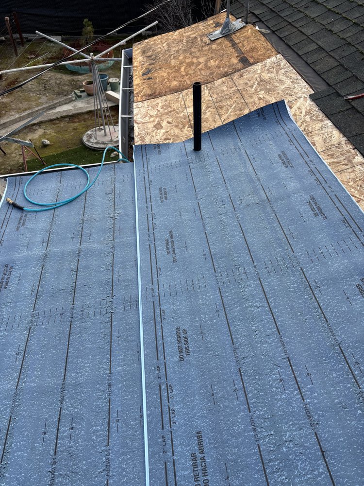 Slide of Loma Blanca Roofing