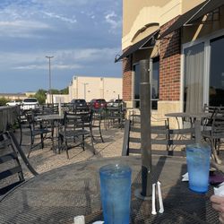 Sweet Peas Grill & Bar - The empty patio.