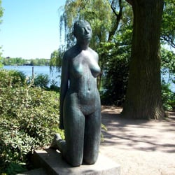 Große Kniende