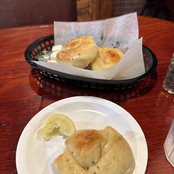 Joe's Italian Restaurant - Dinner rolls - Italian Near Me - Conroe, Texas Joe's Italian Restaurant - Dinner rolls - Italian Near Me - Conroe, Texas