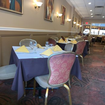 Royal Palace - Dining room - Indian Near Me - White Plains, New York