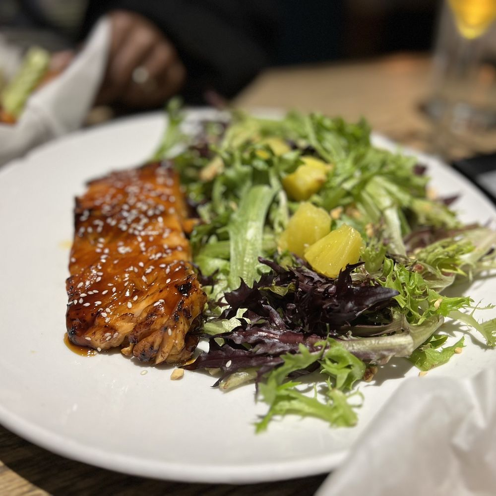 Tom's Watch Bar - Salmon Salad was supremely on point. - Sports Bars Near Me - Ridgefield, Washington