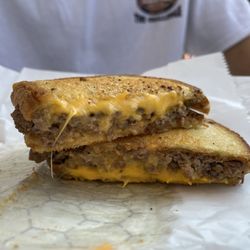 Main Eatery - Good old fashioned patty melt (without onions)