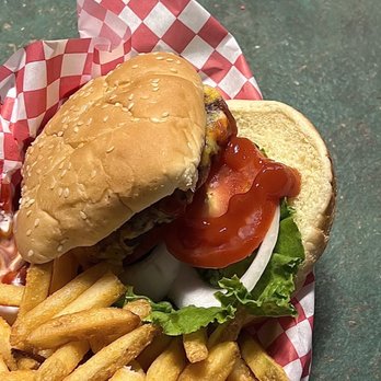 Hole In Wall Bar - Bar grub (10/10 everytime) - Bars Near Me - Ketchikan, Alaska Hole In Wall Bar - Bar grub (10/10 everytime) - Bars Near Me - Ketchikan, Alaska