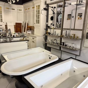 Bath Expo Showroom - Explore BathTubs and Showers at BathExpo - Kitchen & Bath Near Me - Brooklyn, New York