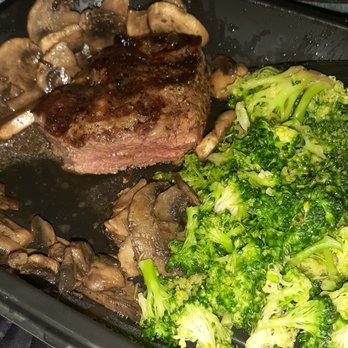 Applebee's Grill + Bar - 6oz steak cooked medium, side broccoli - Sports Bars Near Me - Coon Rapids, Minnesota Applebee's Grill + Bar - 6oz steak cooked medium, side broccoli - Sports Bars Near Me - Coon Rapids, Minnesota