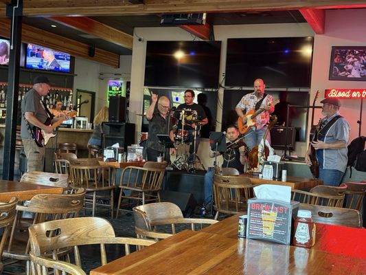 Favorite Mistake Sports Bar