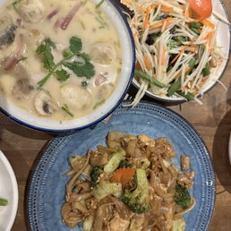 craving thai food craving thai food