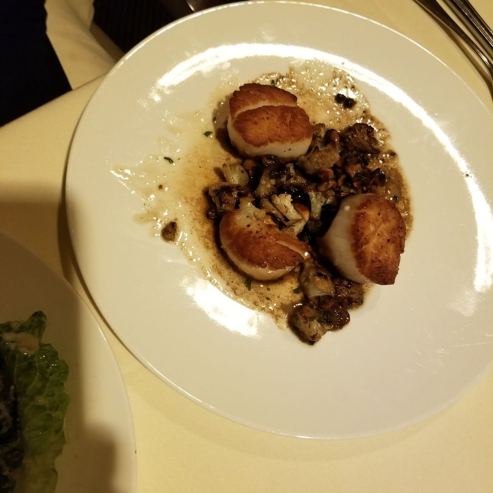 Dawson's - Scallops with mushrooms - Steakhouses Near Me - Sacramento, California