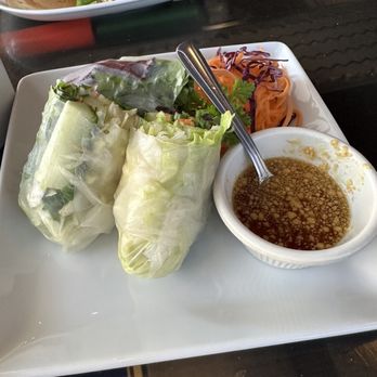 Tida Thai - Vegetable summer rolls - Thai Near Me - Newport News, Virginia Tida Thai - Vegetable summer rolls - Thai Near Me - Newport News, Virginia
