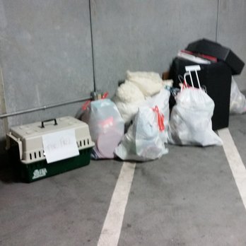 Beacon 430 - Parking Garage Trash - Apartments Near Me - St Petersburg, Florida