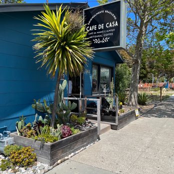 Cafe De Casa - Outdoor - Brazilian Near Me - South San Francisco, California