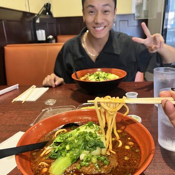 Corner Beef Noodle House - Beef noodle soup - Taiwanese Near Me - El Monte, California