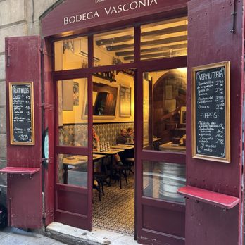 Bodega Vasconia - Spanish Near Me - Barcelona, B