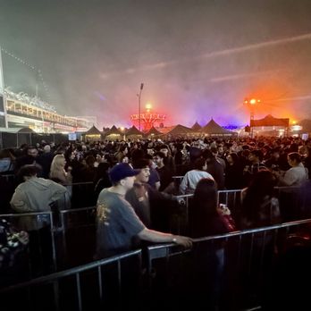 The Queen Mary's Dark Harbor - Huge lines towards the end of the night - Festivals Near Me - Long Beach, California The Queen Mary's Dark Harbor - Huge lines towards the end of the night - Festivals Near Me - Long Beach, California