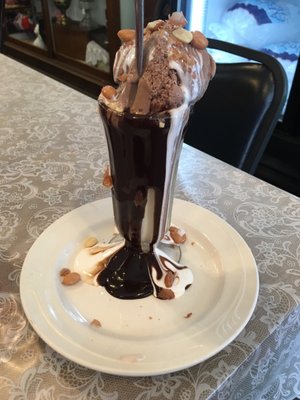 The Potter Sundry by null