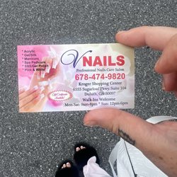 V Nails Salon