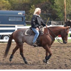 Cj's Ranch - Cathy riding